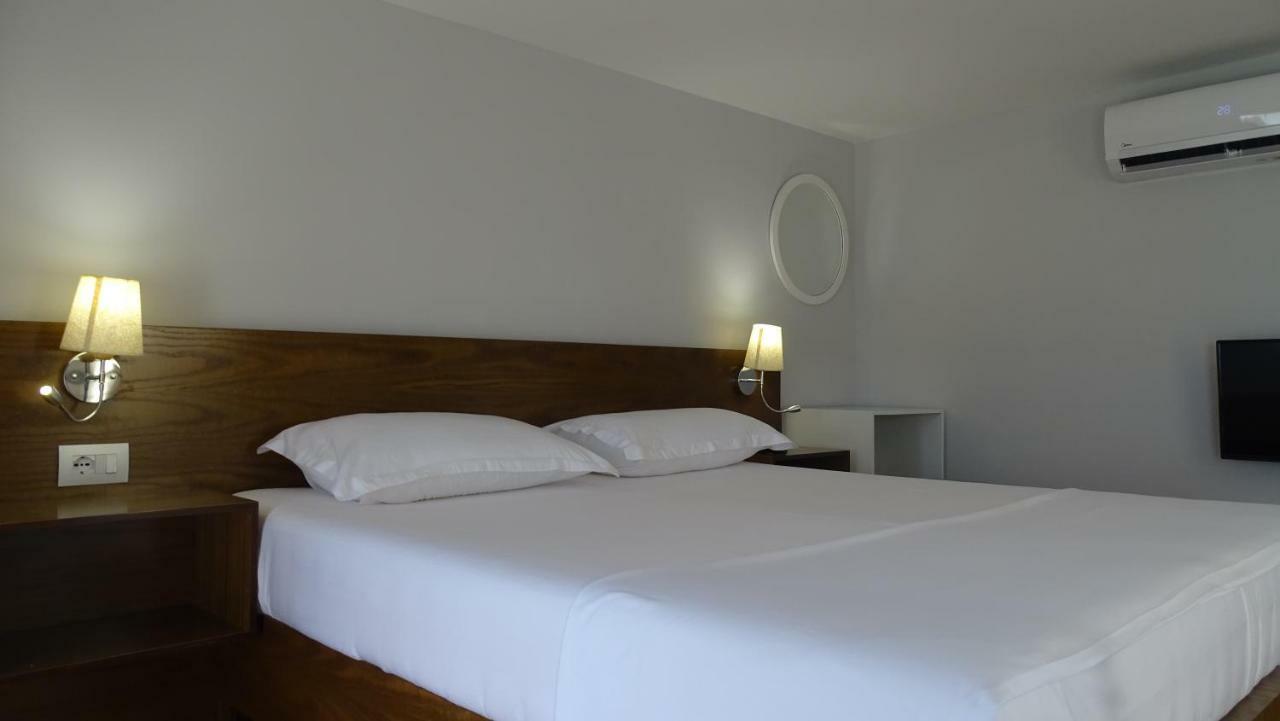 Bistrica Hotel Саранда Екстер'єр фото
