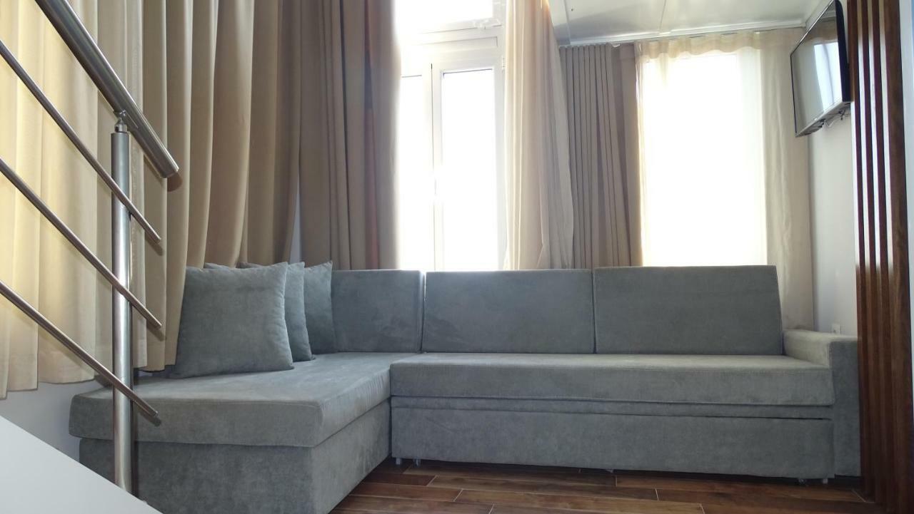 Bistrica Hotel Саранда Екстер'єр фото