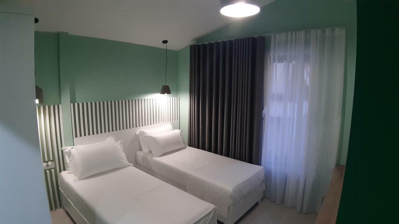 Bistrica Hotel Саранда Екстер'єр фото